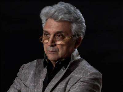 Поэт Коротко: Господь показывает: будь ты миллионер, миллиардер, президент, от коронавируса не спрячешься – он всех поставил в равные условия - koronavirus.center - Украина