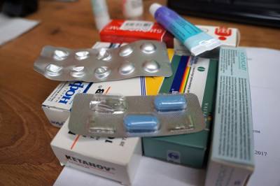 Курганцы жалуются на отсутствие бесплатных лекарств от коронавируса - znak.com - Курган