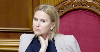 Елена Кондратюк - Из-за коронавируса Рада сокращает пленарную неделю до одного дня - focus.ua