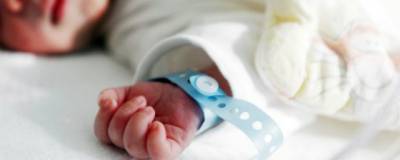 В Новосибирской области семь новорожденных детей заразились COVID-19 - runews24.ru - Новосибирская обл.