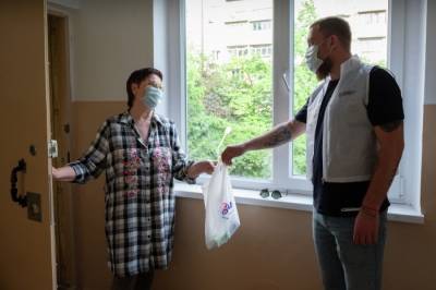 Поставки лекарств для амбулаторного лечения пациентов с коронавирусом начались в КБР - interfax-russia.ru - республика Кабардино-Балкария