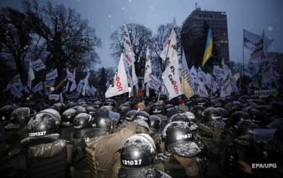 Денис Шмыгаль - Война за карантин. Как будут бороться с Covid-19 - korrespondent.net - Украина
