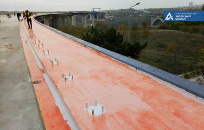 На новых мостах в Запорожье укрепляют конструкции, – фото - inform.zp.ua - Запорожье - Запорожская обл.