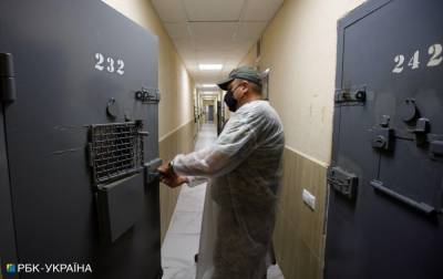 У 20 содержащихся в СИЗО и тюрьмах Украины обнаружили COVID-19 - rbc.ua - Украина