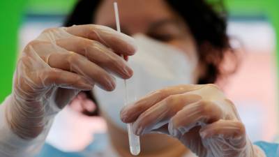 Оливья Веран - Во Франции за сутки выявили более 28 тысяч случаев коронавируса - russian.rt.com - Франция