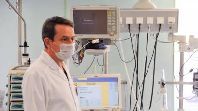 Украина задыхается: пациентов с COVID-19 бросили умирать в больницах без кислорода - inforeactor.ru - Украина