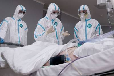 В Черновцах от осложнений из-за COVID-19 скончался главврач больницы - newsone.ua - Украина - Черновцы