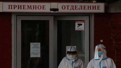 Дмитрий Лисовец - В Петербурге назвали число заболевших COVID-19 сотрудников больниц - russian.rt.com - Санкт-Петербург