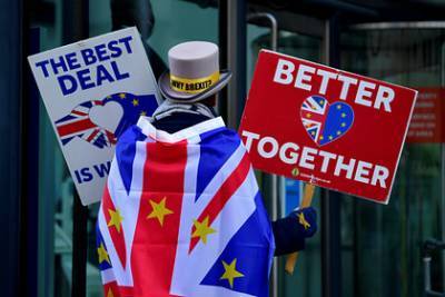 Мишель Барнье - Британия и ЕС приостановили переговоры по Brexit из-за коронавируса - lenta.ru - Англия - Евросоюз