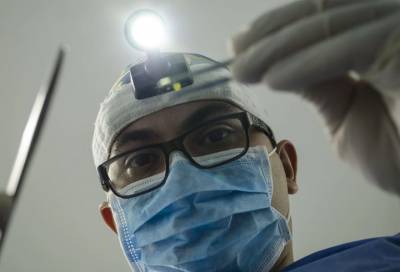 Уильям Ли - Пациенты пожаловались на выпадение зубов после COVID-19 - online47.ru - Санкт-Петербург