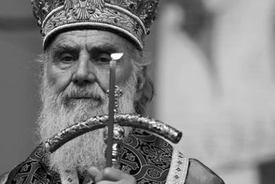 Александр Вучич - Умер заразившийся коронавирусом сербский патриарх Ириней - lenta.ru - Сербия