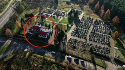 В Польше организовали карантинную зону от Covid-19 прямо на кладбище - eadaily.com - Польша