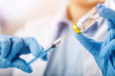Анна Суири - Власти Парижа планируют начать вакцинацию людей от коронавируса уже в январе - newsone.ua - Франция - Украина - Париж