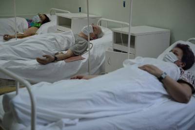 В больницах от коронавируса лечатся более 1300 смолян - rabochy-put.ru - Смоленская обл.