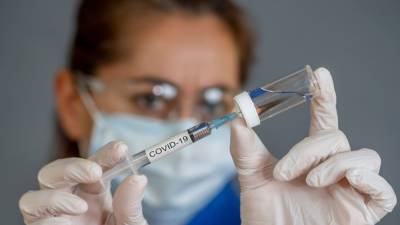 Вакцина AstraZeneca от COVID-19 показала среднюю эффективность в 70% - svoboda.org