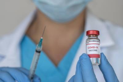 Оксфордская вакцина против коронавируса готова: только 70% эффективности, но есть преимущества - 24tv.ua - Англия