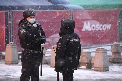 В правительстве допустили ужесточение ограничений из-за коронавируса в Москве - lenta.ru - Москва