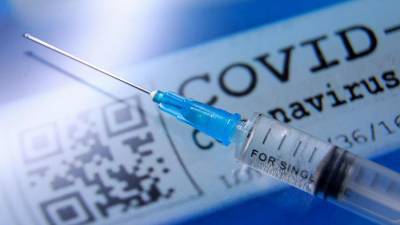 Михаил Мишустин - Правительство включит вакцины от COVID-19 в список жизненно важных лекарств - iz.ru - Россия