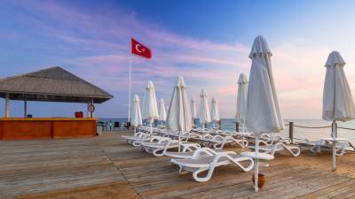 Турция потеряла более 70% туристов за десять месяцев из-за коронавируса - gazeta.ru - Турция - Стамбул