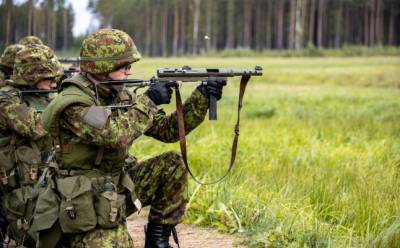 В Эстонии за полторы недели почти вдвое выросло число солдат с Covid-19 - eadaily.com - Эстония