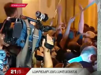 Майя Цкитишвили - Власти Грузии связывают распространение коронавируса с акциями протеста - rosbalt.ru - Грузия