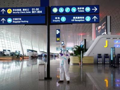 Пандемия: Китай отказался принять рейс из Москвы - у 190 пассажиров были одинаковые тесты на COVID-19 - unn.com.ua - Россия - Москва - Китай - Киев - Чжэнчжоу
