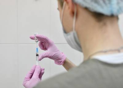 Джордж Мейсон Анч - Биолог обозначила ключевой недостаток вакцин от коронавируса - m24.ru