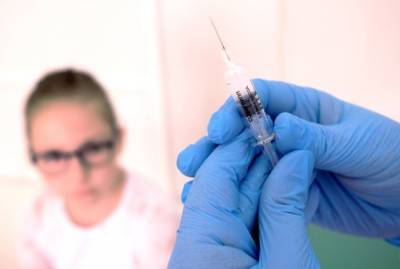 500 добровольцев в Тюмени примут участие в клинических исследованиях вакцины от COVID-19 - interfax-russia.ru - Тюмень
