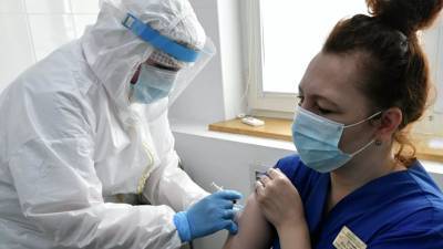 Александр Рыжиков - В «Векторе» рассказали о влиянии прививки от гриппа на вакцину от COVID-19 - russian.rt.com
