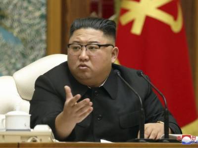 Ким Ченын - Ким Чен Ын казнил двух чиновников и "закрыл" столицу в попытке борьбы с COVID-19 - AP - unn.com.ua - Сша - Киев - Кндр - Пхеньян
