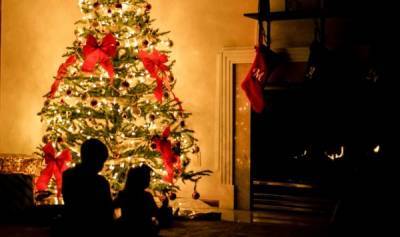 COVID-19 – похититель Рождества. Как Европа отметит главный праздник в году - lv.baltnews.com - Англия - Латвия