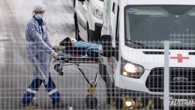 В Москве скончались еще 76 пациентов с COVID-19 - gazeta.ru - Россия - Москва