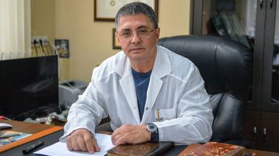 Александр Мясников - Мясников оценил версию искусственного происхождения коронавируса - gazeta.ru