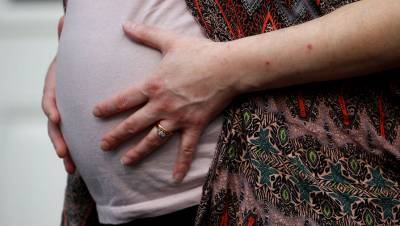 Ученые США: беременность повышает риск смерти от коронавируса - gazeta.ru - Сша