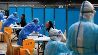 За сутки в КНР выявлено 18 новых случаев коронавируса - russian.rt.com - Китай - Забайкальский край - Russia - городское поселение Маньчжурия