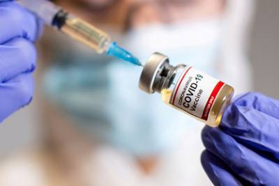 Майк Пенс - Алексей Азар - В США назвали срок начала вакцинации от коронавируса - lenta.ru - Сша