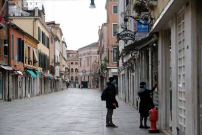 В итальянской семье все восемь детей заболели коронавирусом - aif.ru - Италия
