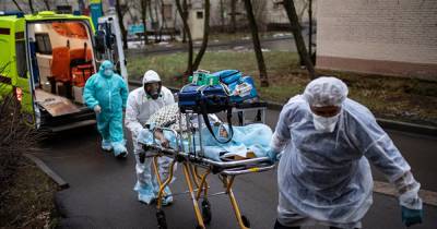 В Москве за сутки умерли 76 пациентов с коронавирусом - moslenta.ru - Россия - Москва