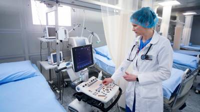 В России коронавирус пробил отметку в 20 тысяч заражений - vesti.ru - Россия - Москва