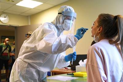 Мутировавший коронавирус обнаружен ещё в пяти странах - tvc.ru - Сша - Италия - Испания - Голландия - Швеция - Дания