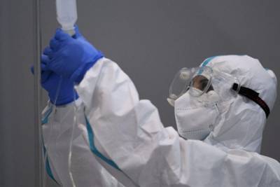 Александр Чепурнов - В Москве за сутки умерли 74 пациента с коронавирусом - govoritmoskva.ru - Россия - Москва