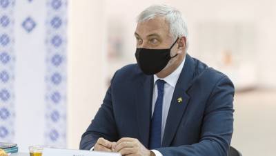 Владимир Уйба - В Коми пациентов с COVID-19 к врачам привезут переболевшие таксисты - dp.ru - республика Коми