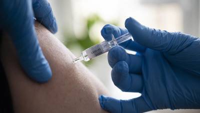 Ученые оценили устойчивость коронавируса к вакцинам - iz.ru - Сша - Израиль - штат Пенсильвания