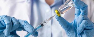 Стивен Повис - Британский врач посоветовал аллергикам не делать прививку от COVID-19 - runews24.ru - Англия