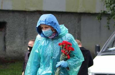 В Ноябрьске зафиксировали сразу две смерти от коронавируса - znak.com - округ Янао - Ноябрьск