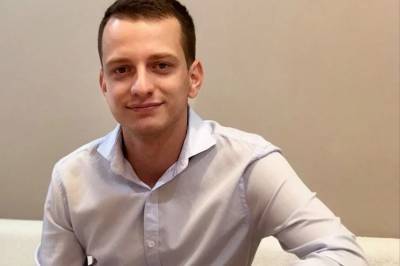 Алексей Устенко - В "Слуге народа" не исключают внесения бюджетных изменений для вакцинации украинцев от COVID-19 - zik.ua - Украина