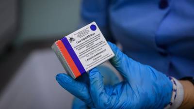 В Екатеринбург привезли партию вакцины от коронавируса «Спутник V» - newdaynews.ru - Москва - Екатеринбург