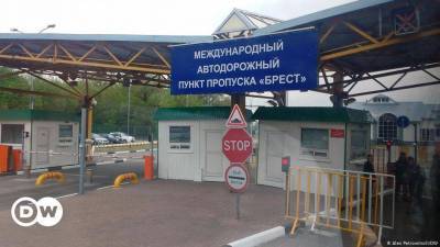 Александр Лукашенко - Белорусам закрыли границу на выезд: COVID-19 или политика? - smartmoney.one - Белоруссия - Минск
