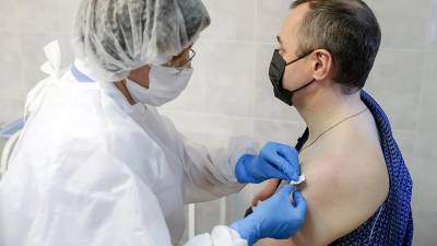Михаил Мишустин - Мишустин объявил о начале вакцинации от COVID-19 в регионах в конце недели - iz.ru - Россия - Израиль