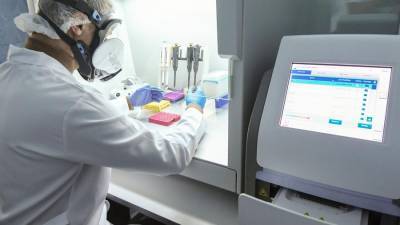 Генетические центры России займутся созданием лекарств от COVID-19 - iz.ru - Россия
